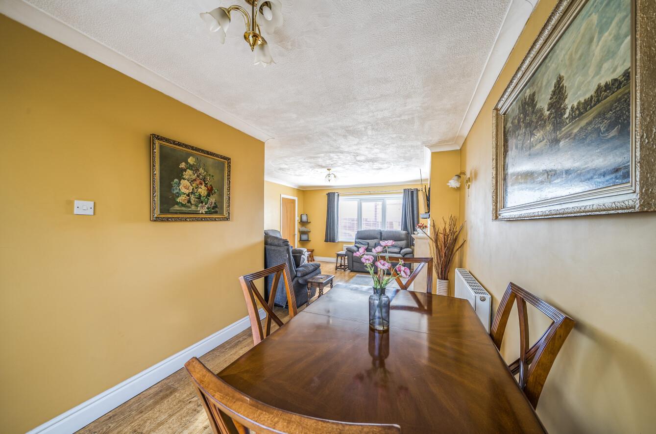 Derlwyn, Dunvant, Swansea, SA2 7PN